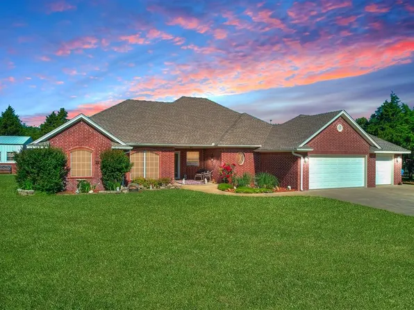 407 Heather Ln, Tuttle, OK 73089