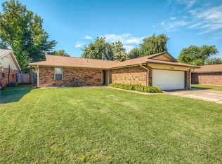 10308 Birkenhead Rd, Yukon, OK 73099