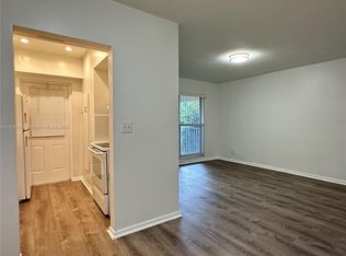 2822 Van Buren St APT 208, Hollywood, FL 33020