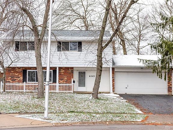 3rd image of 6542 Wrenview Ct