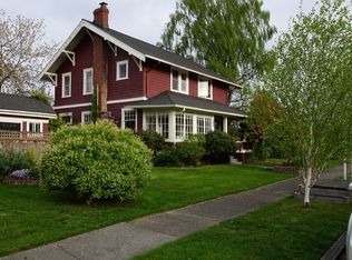 818 N Adams St, Tacoma, WA 98406