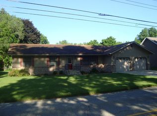 211 Johnson Rd, Trail Creek, IN 46360