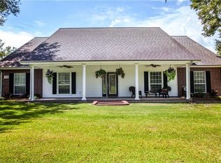 4484 Arnold White Rd, Lake Charles, LA 70611