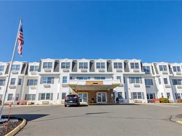 1 Brush Pasture Lane #207, Portland, CT 06480