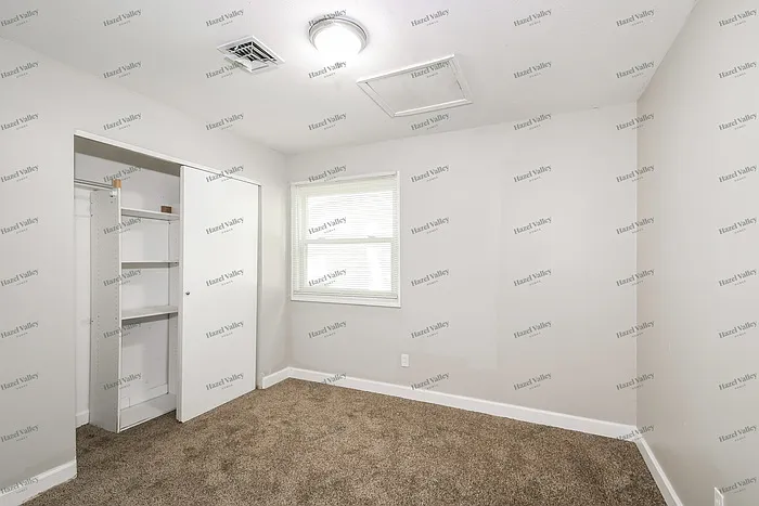 660 Brookstone Dr — Photo 9