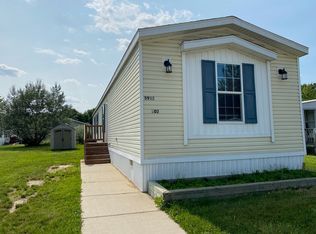 5932 E Maple St, Romulus, MI 48174