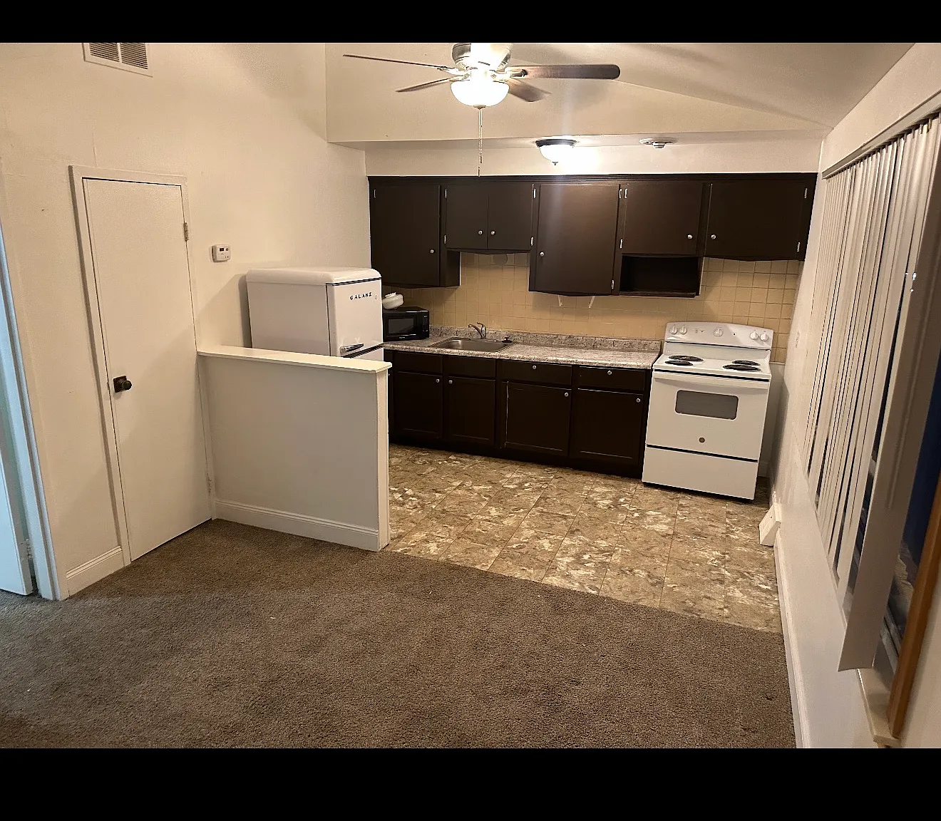 1 bed, 500 sqft, $950 — Photo 2