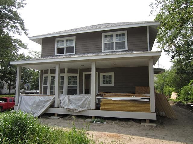 1st image of 2501 James Ave N