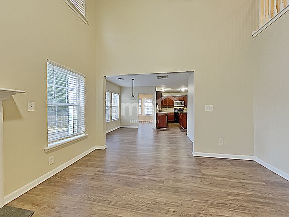 4th image of 724 Byrum Way St