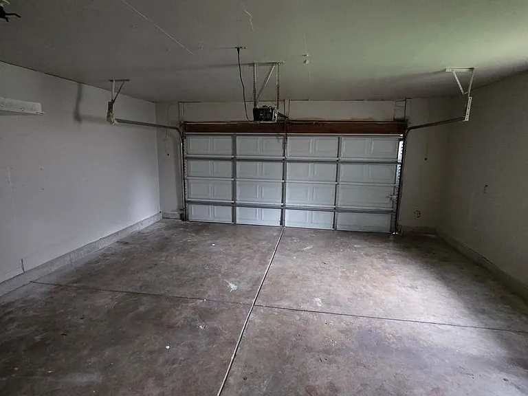 3009 S Gordon Ave — Photo 24