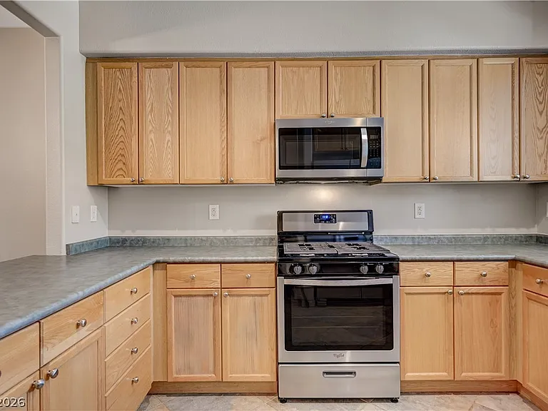 10592 Valdosta Ave — Photo 7