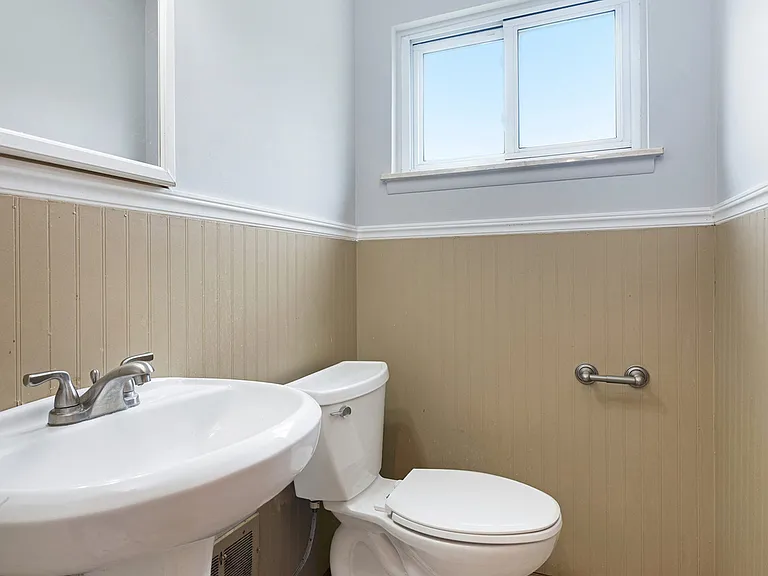 4772 Marian Ave — Photo 19