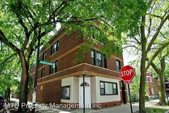 1st image of 1935 W Cortland St APT 1R