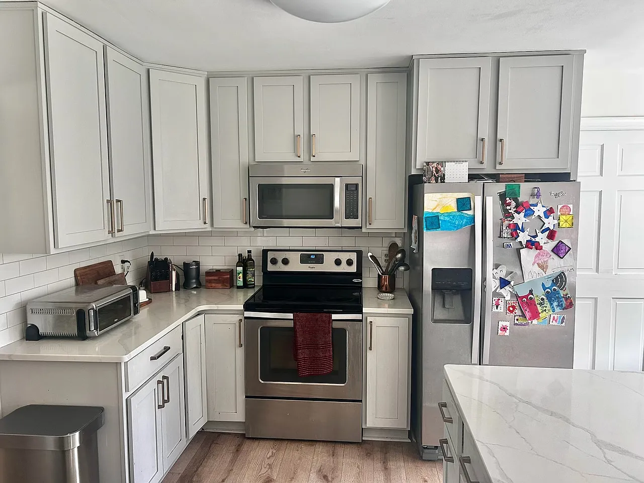 4 bed, 2292 sqft, $3,400 — Photo 4
