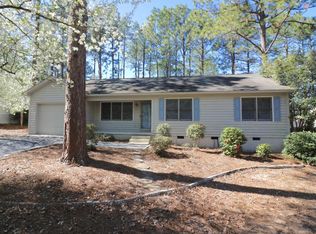 2475 Longleaf Dr SW, Pinehurst, NC 28374