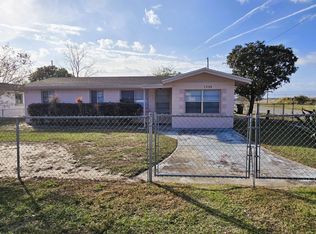 2136 Bouyer St, Lake Wales, FL 33898