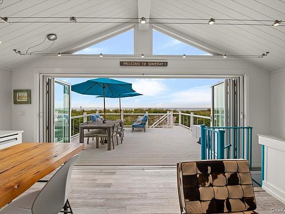 4th image of 899 Oceanfront