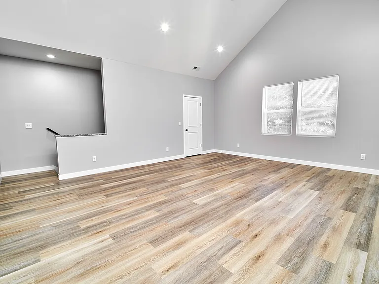 415 N Dequincy St #B — Photo 14