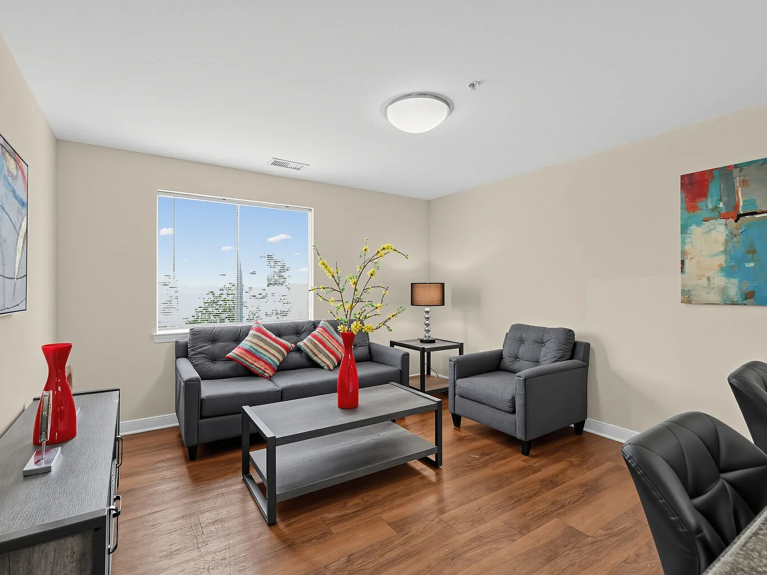 Eastbrooke Apartments — Photo 3