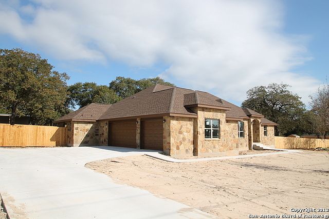 1st image of 105 (LOT 2) Rosewood Dr