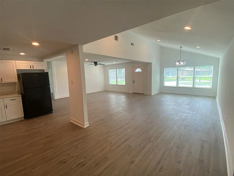 4963 Culmore Dr — Photo 9