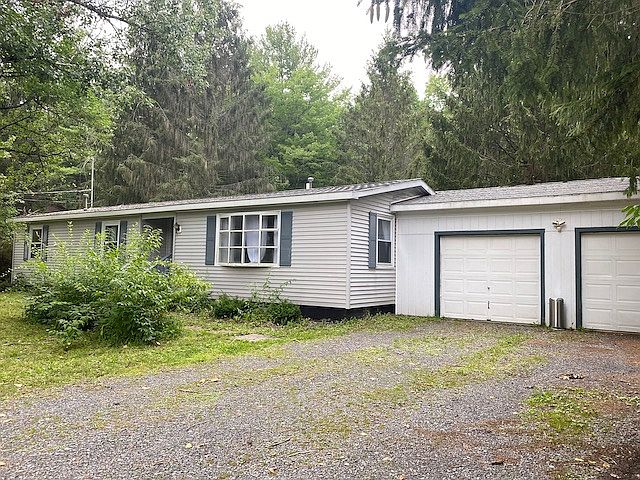 1st image of 34 Meadowlark Dr