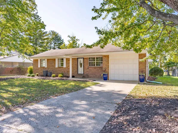 3808 Debbie Ln, Evansville, IN 47711