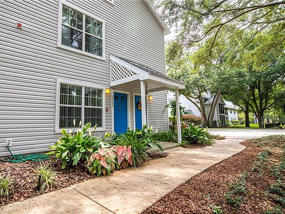 3rd image of 3223 Valley Oaks Dr