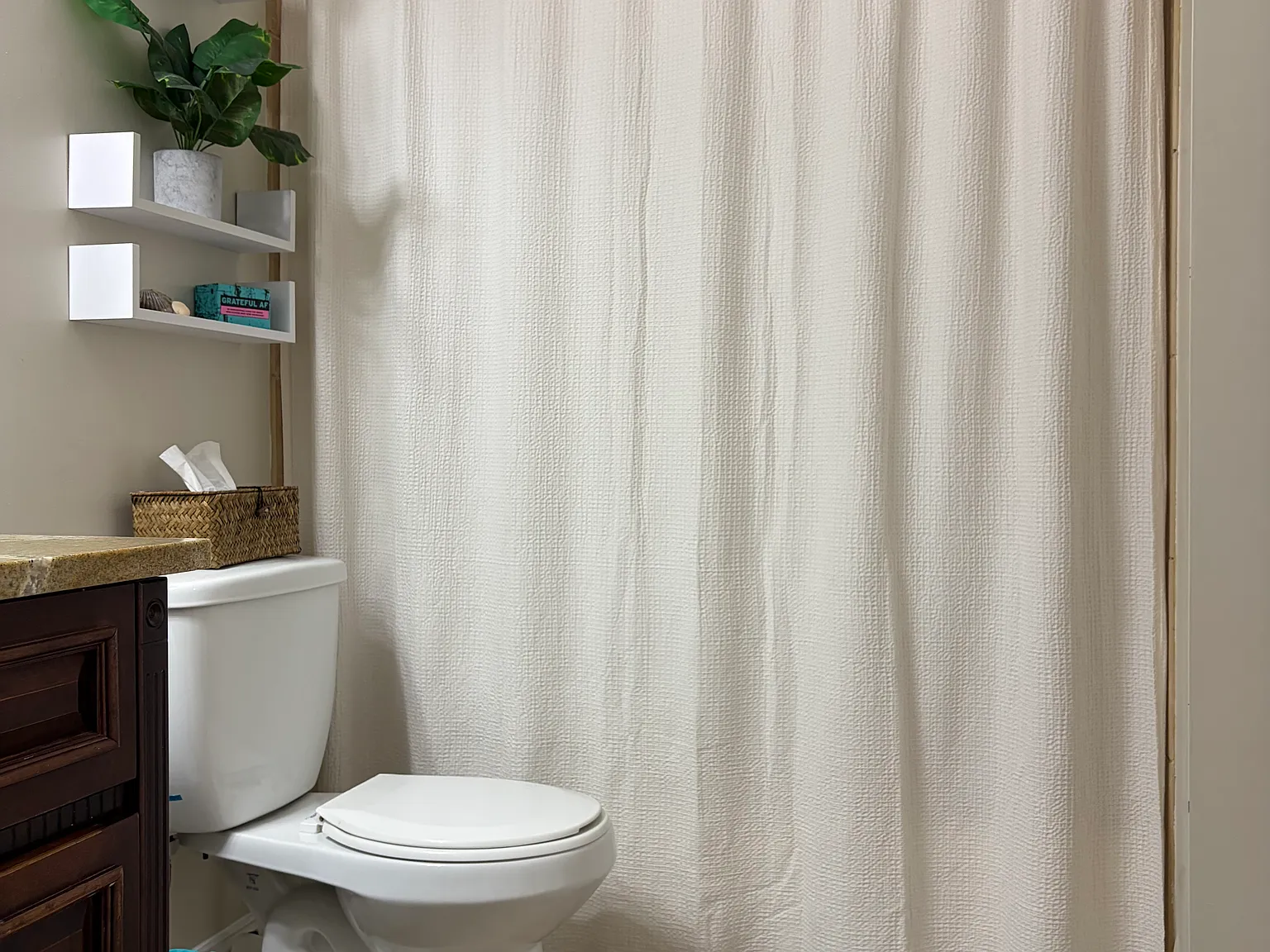 24 T Street NE - Room for rent — Photo 4