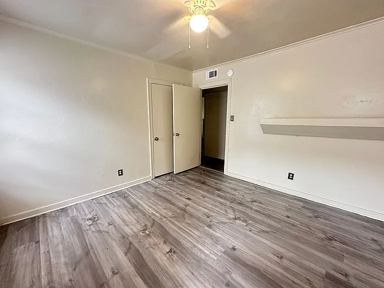 140 E Wilkinson St #142 — Photo 9