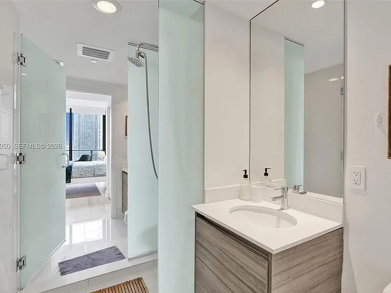 121 NE 34th St #2205 — Photo 51