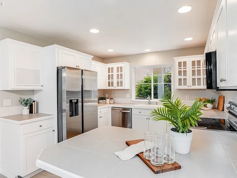 22436 SW Meissinger Pl — Photo 9