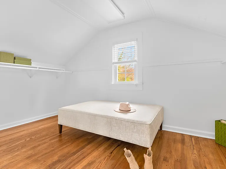 625 E Polo Rd — Photo 21