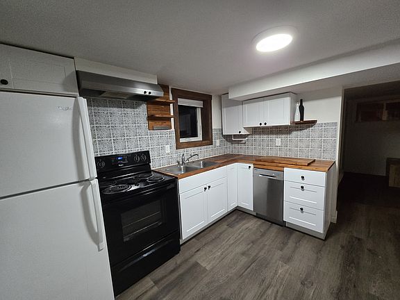 3rd image of 1404 S Grand Ave APT B