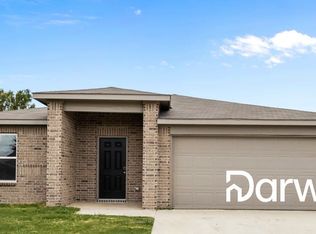 309 Masthead Rd, Mabank, TX 75156