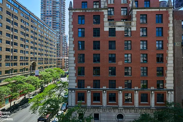 Sold by Brown Harris Stevens | media 9