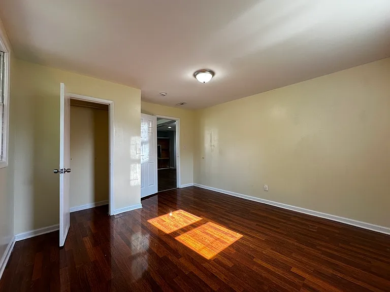 5530 Halwis St — Photo 16