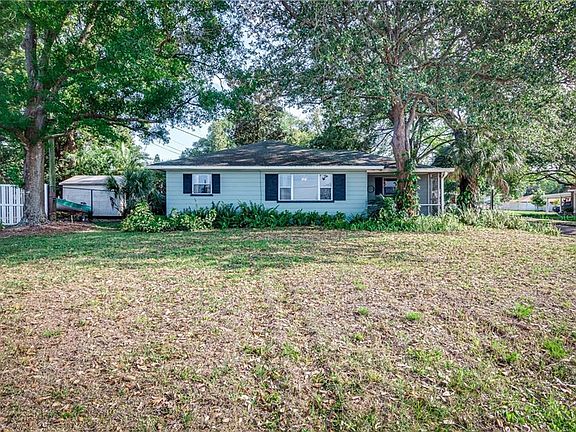 2nd image of 90 Lake Hunter Dr