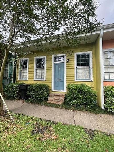1st image of 1020 Taylor St