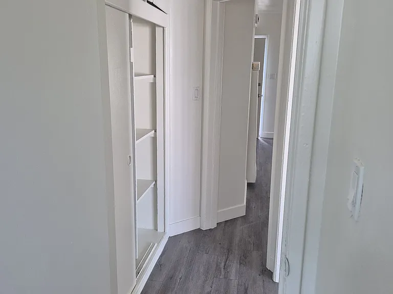 342 W Palm St #C — Photo 2