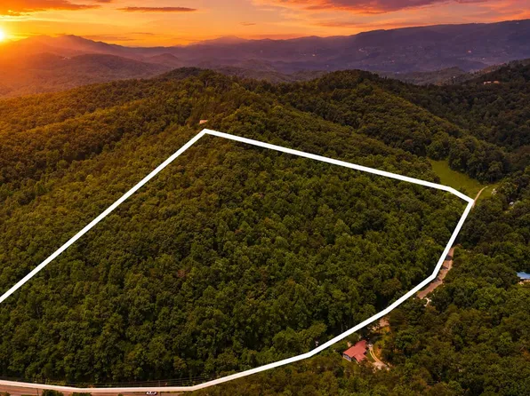 0 Pine Mountain Rd, Sevierville, TN 37862