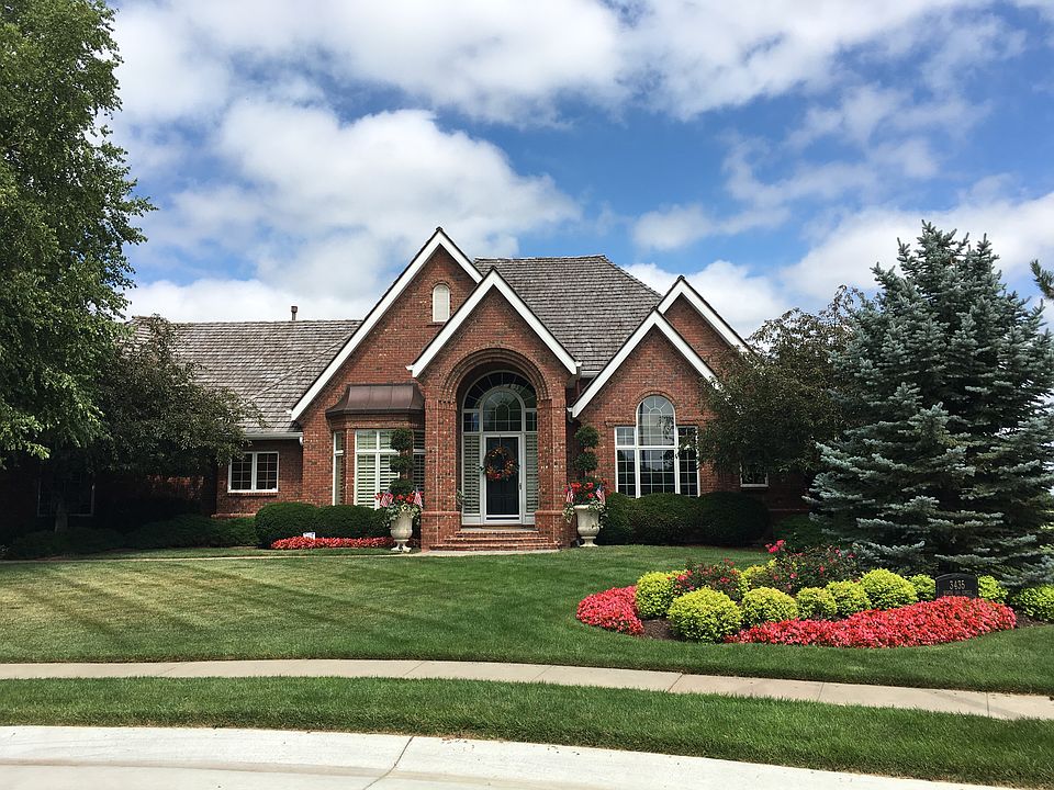 1st image of 3435 N 140th Cir