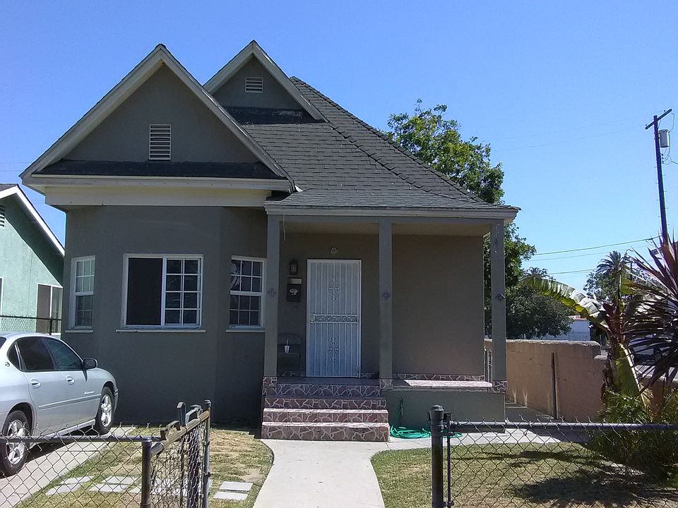 1st image of 1782 W 36th Pl