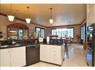 3993 Roberts Point Rd, Sarasota, FL 34242