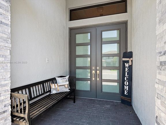 2nd image of 10805 Estuary Dr