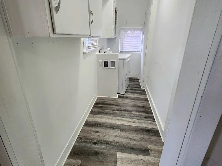 816 1/2 Birch St — Photo 11
