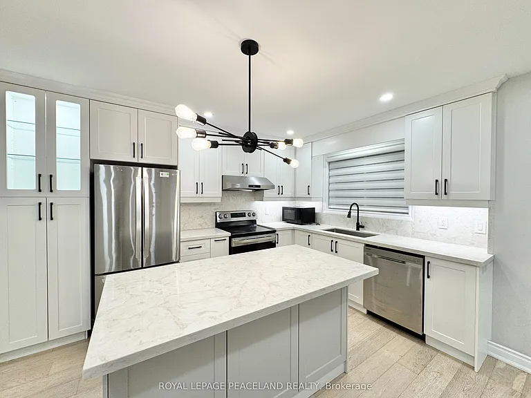 47 Chamberlain Ave — Photo 7