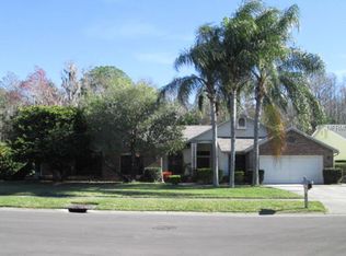 120 Greenhaven Cir, Oldsmar, FL 34677
