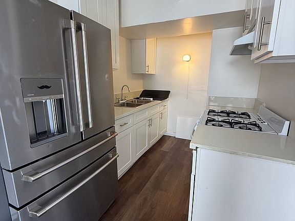 5th image of 2334 Valley St #D