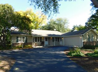 1031 Lexington Ln, Batavia, IL